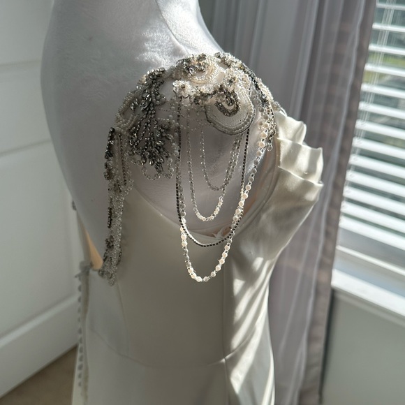 MoriLee Camden Wedding Dress by Madeline Gardner - Picture 5 of 6